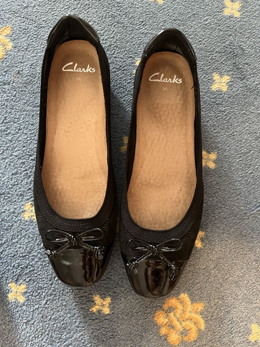 Clarks Damenschuhe: Clarks Ballerina 3.5 – Gebraucht aus Zürich von budgie7