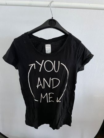 Schwarzes T-Shirt YOU AND ME Grösse M, von Trafaluc