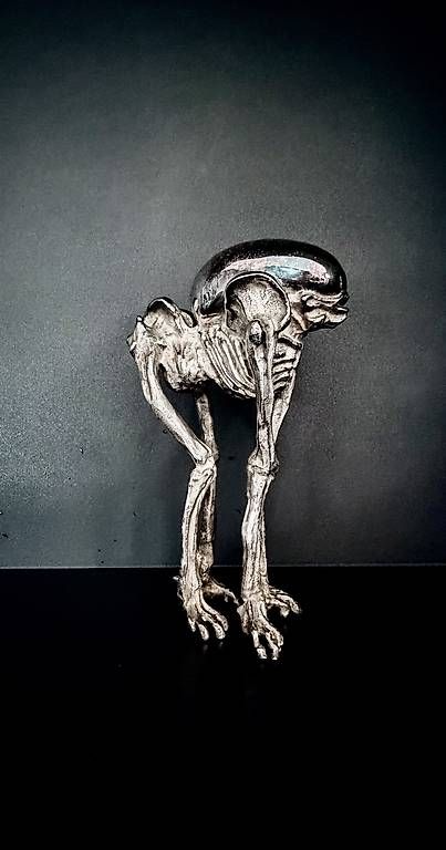 Sculture & Statue: Hr. Giger Bambi Alien 2009 – Usato da Strengelbach venduto da Maiden2016 2