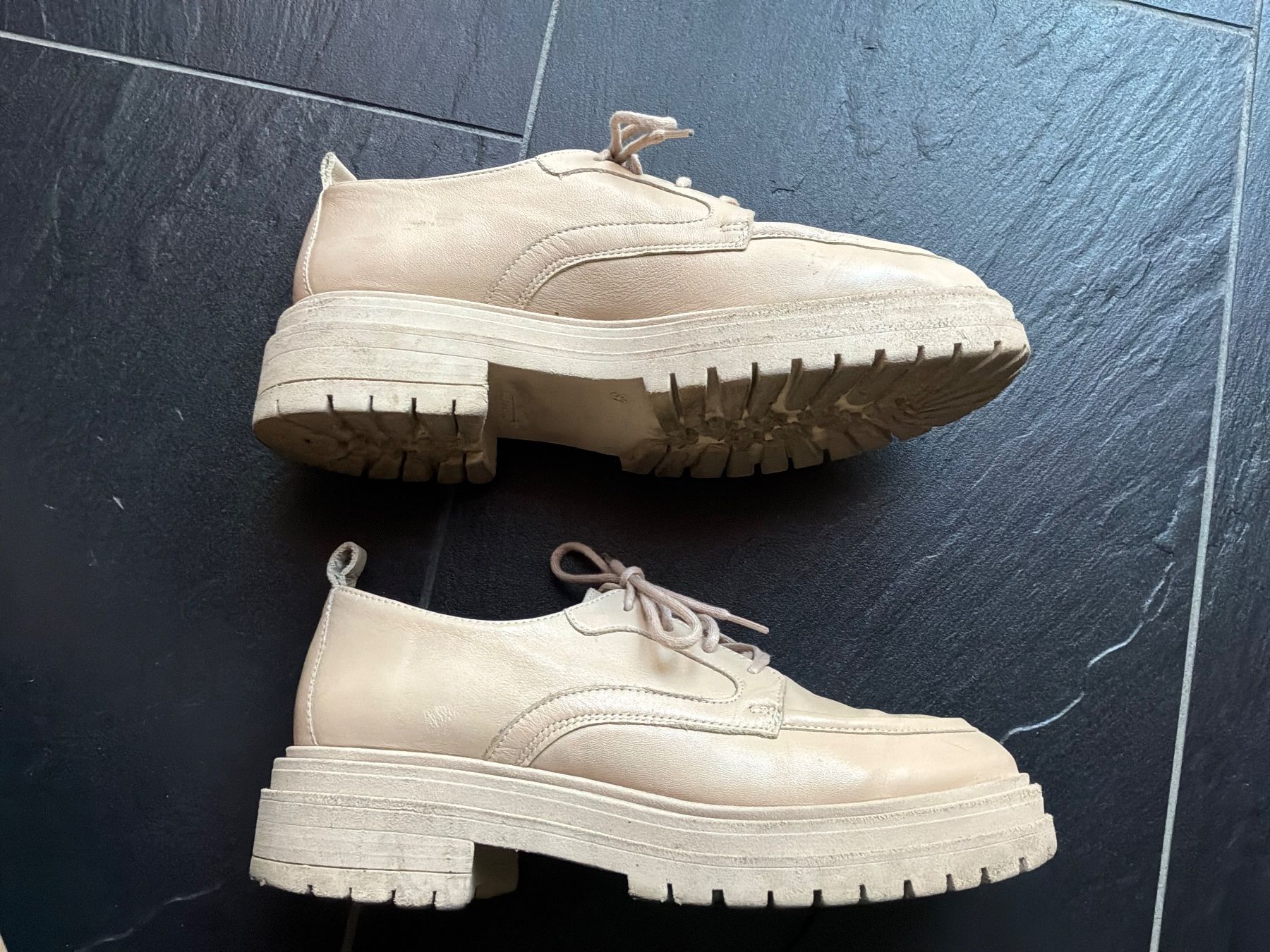 Scarpe da donna: Halbschuhe San Marina beige Grösse 37 – Nuovo (secondo la descrizione) da Bremgarten AG venduto da Belana0 3