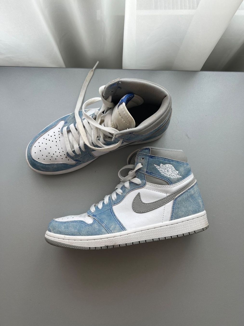 Jordan Scarpe da donna: Air Jordan 1 Retro High "Hyper Royal" – Nuovo (secondo la descrizione) da Zürich venduto da llor.dell 1