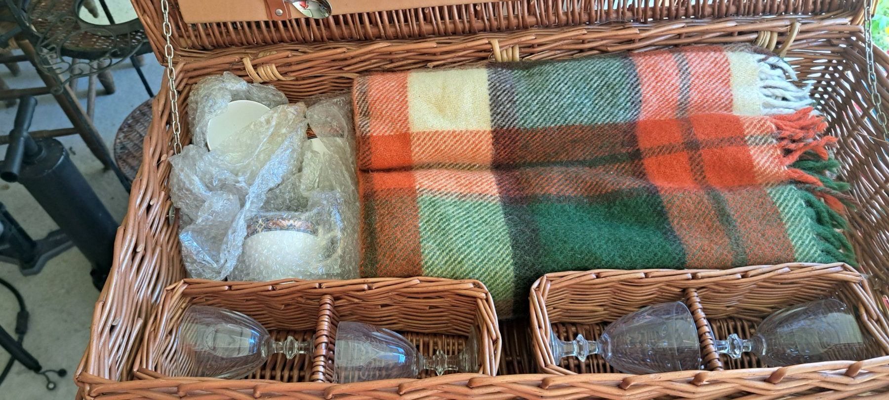 Altro per la casa: Edler Picknick-Korb von Harrods – Usato da Vogelsang AG venduto da MargitK 1
