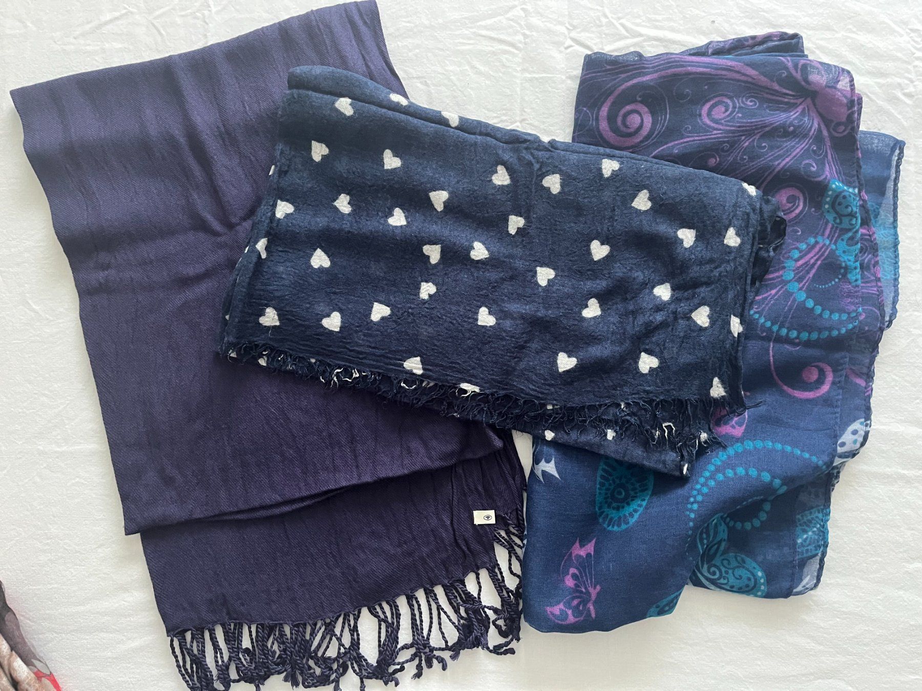 Foulard & Sciarpe: verschiedene Damen Schals mehrfarbig – Usato da Jona venduto da Flexer02 2