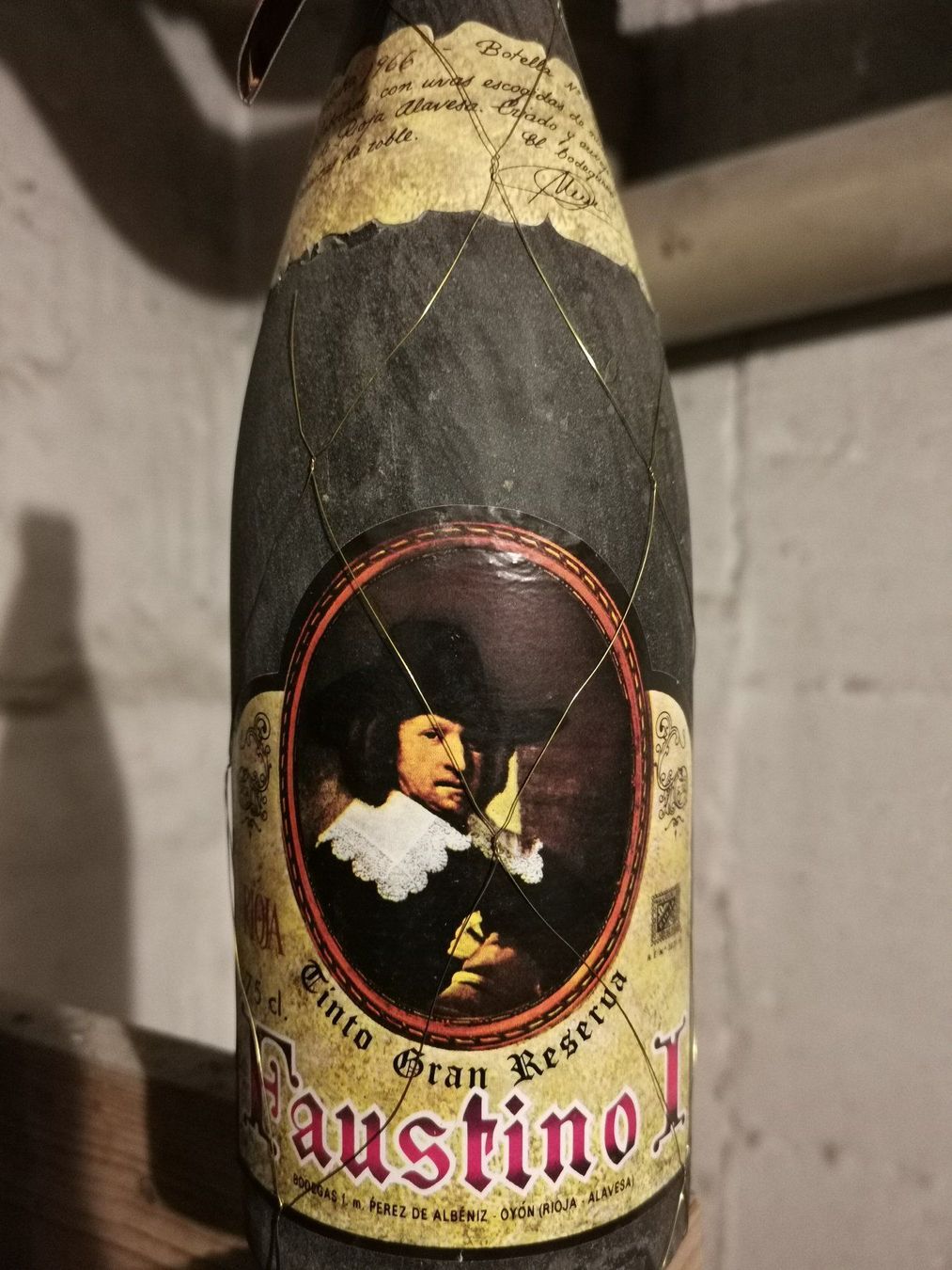 Rioja Vino: Faustino I 1966 in Geschenkpackung – Nuovo (secondo la descrizione) da Winterthur venduto da Benz420 1