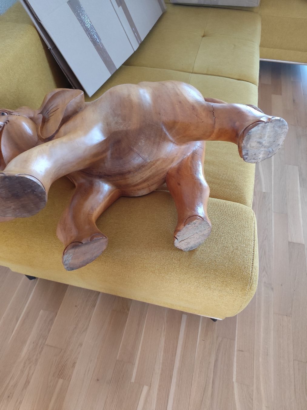 Statuette: Holzelefant  – Usato da Grossdietwil venduto da bie_2bn5 1