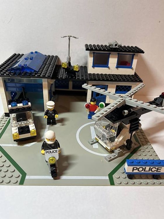 Lego 6384 Police Station Classic (Gebraucht) in Aarburg für CHF 98 ...