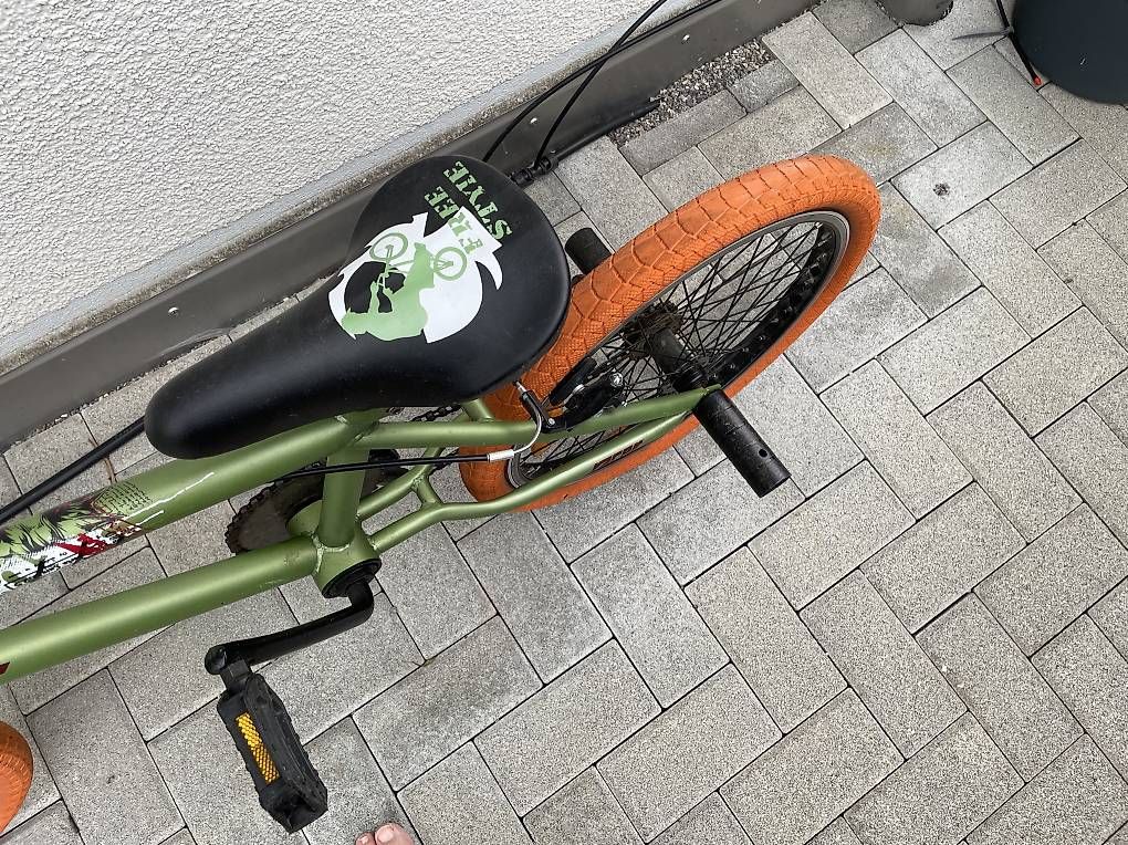 Vélos: Cooles 18" BMX Freestyle mit 360 Grad drehbarem Lenker – D'occasion à Möriken AG par nipamijule 2
