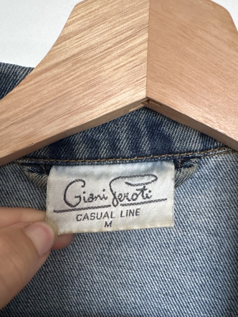Jacken: Jeansjacke Giani Seroti blau Grösse M guter Zustand – Gebraucht aus Derendingen von egg_52gx 1