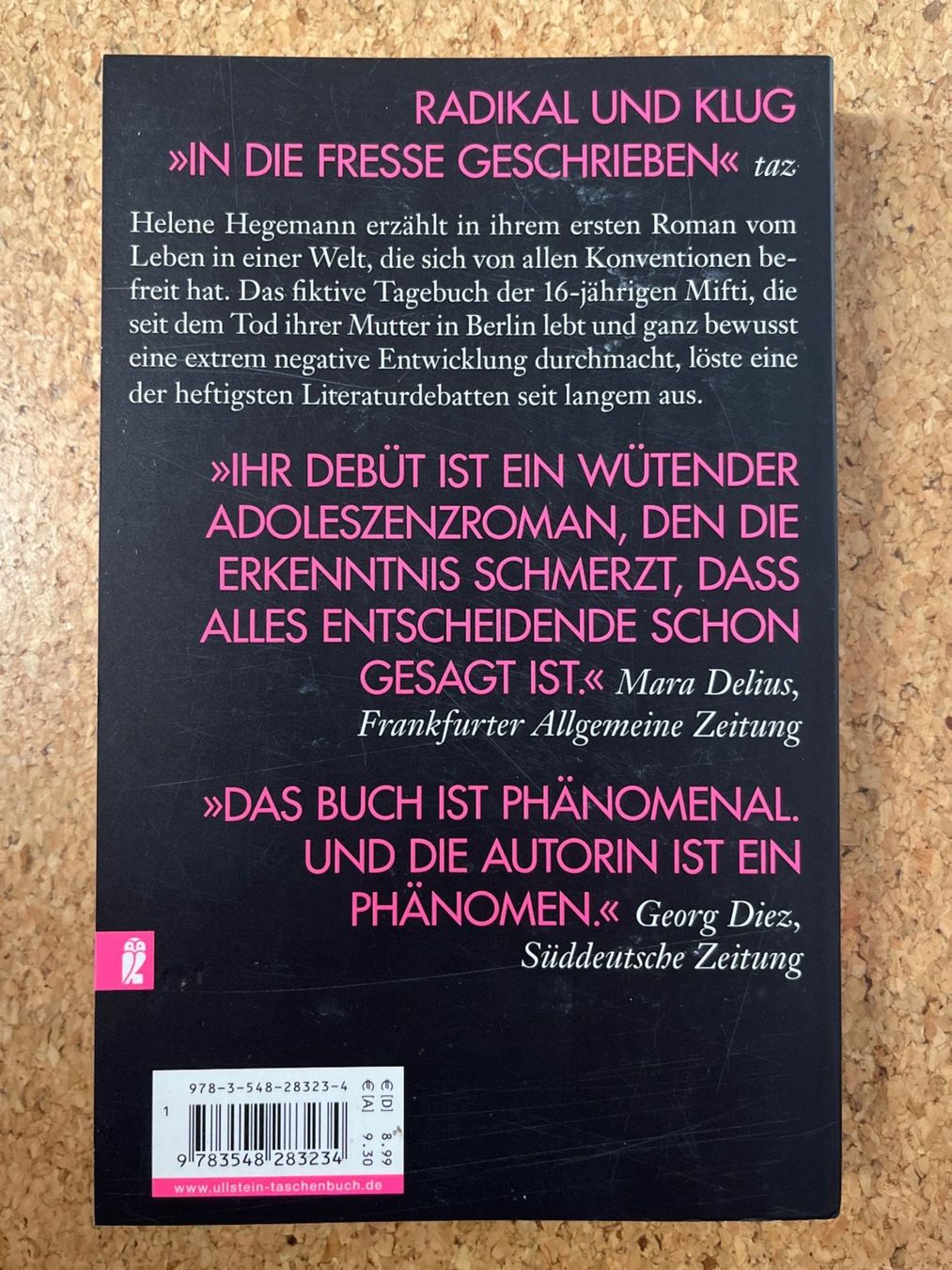 Libri: Taschenbuch "Axolotl - Roadkill", Helene Hegemann – Usato da Grosswangen venduto da Vita500 1