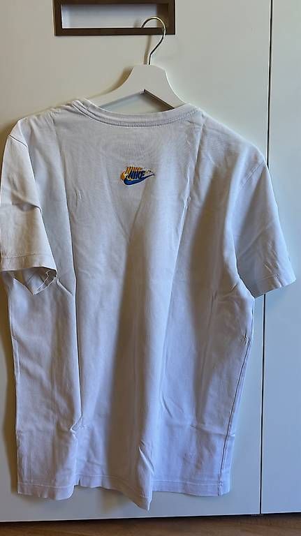 T-shirt: Maglietta Nike  – Usato da Riva San Vitale venduto da ame_rtg5 1
