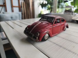 Uralter VW käfer aus blech