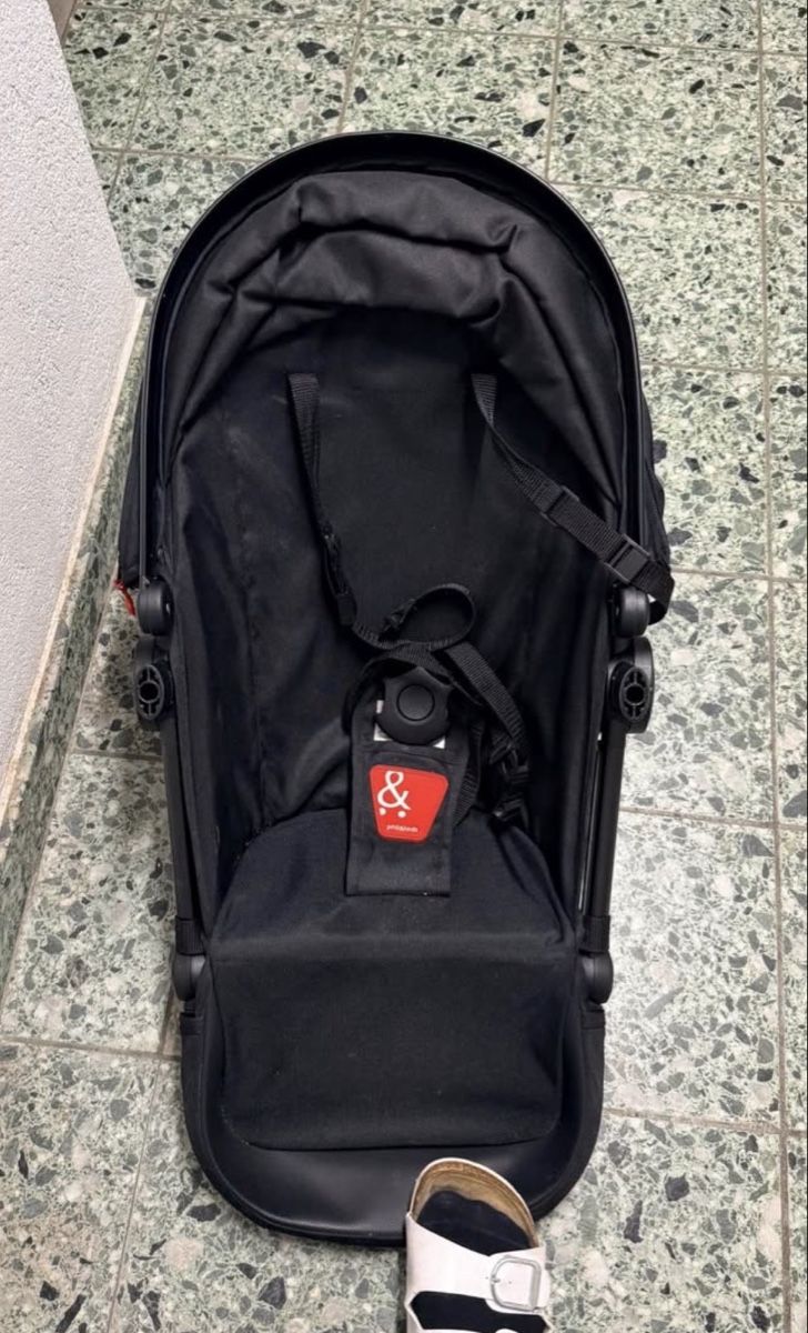 Phil & Teds Kinderwagen: Phil & Teds Kinderwagen  – Gebraucht aus Wattwil von 19Pamela81 6