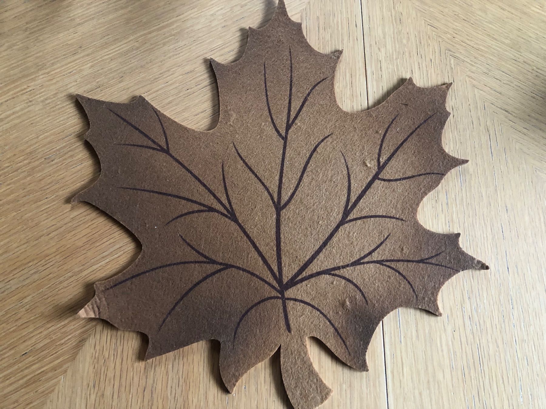 Alle Dekorationen: 9 teilige Herbstdeko Igel Pilz Eichhörnchen Zwerge – Gebraucht aus Schübelbach von Dolly990_2 8