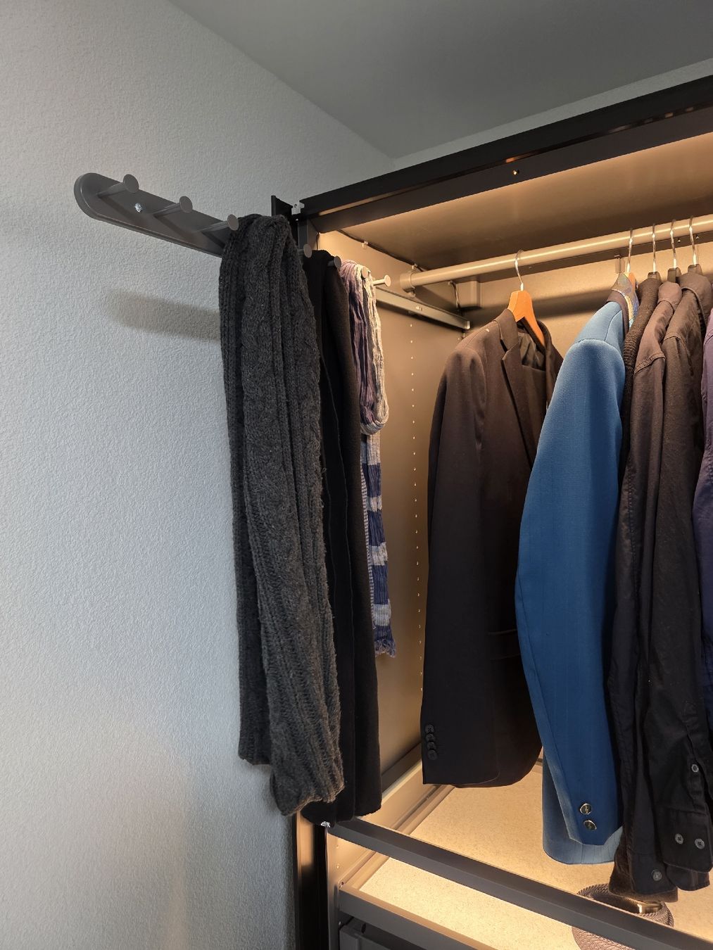 Ikea Armadi: IKEA PAX Kleiderschrank – Nuovo (secondo la descrizione) da Kaltbrunn venduto da a_s_28jn 6
