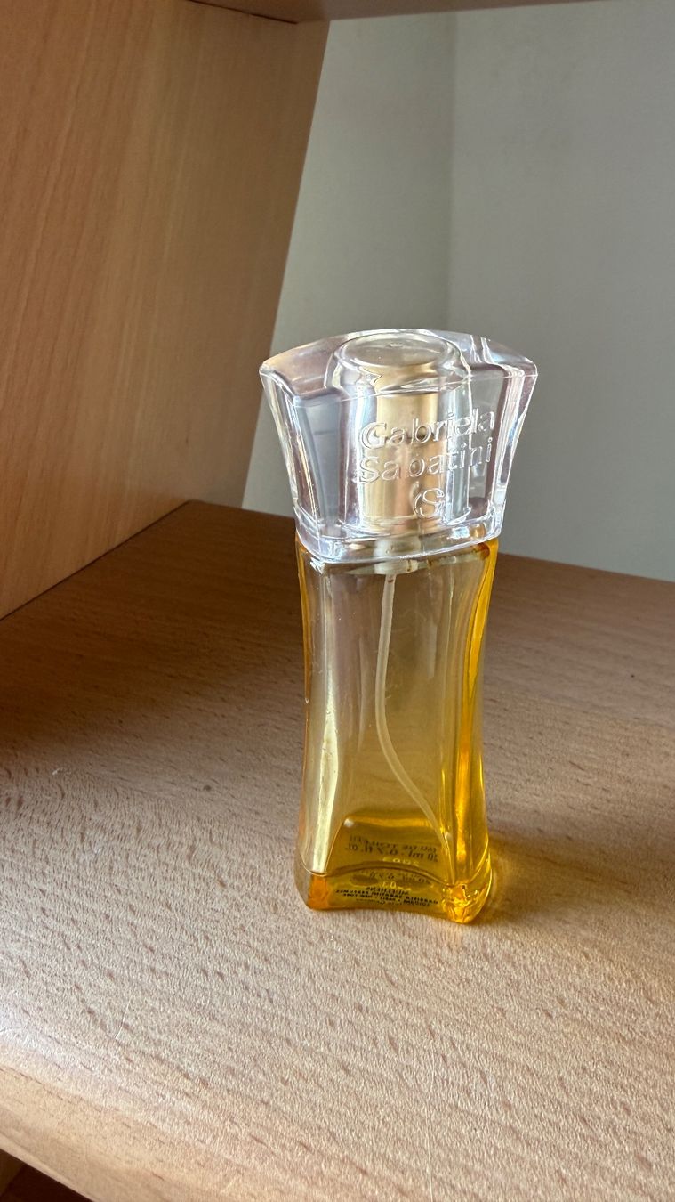 Flaconi: Gabriela Sabatini - Flacon 20 ml vide – Usato da Yverdon-les-Bains venduto da _sabrinah_ 1