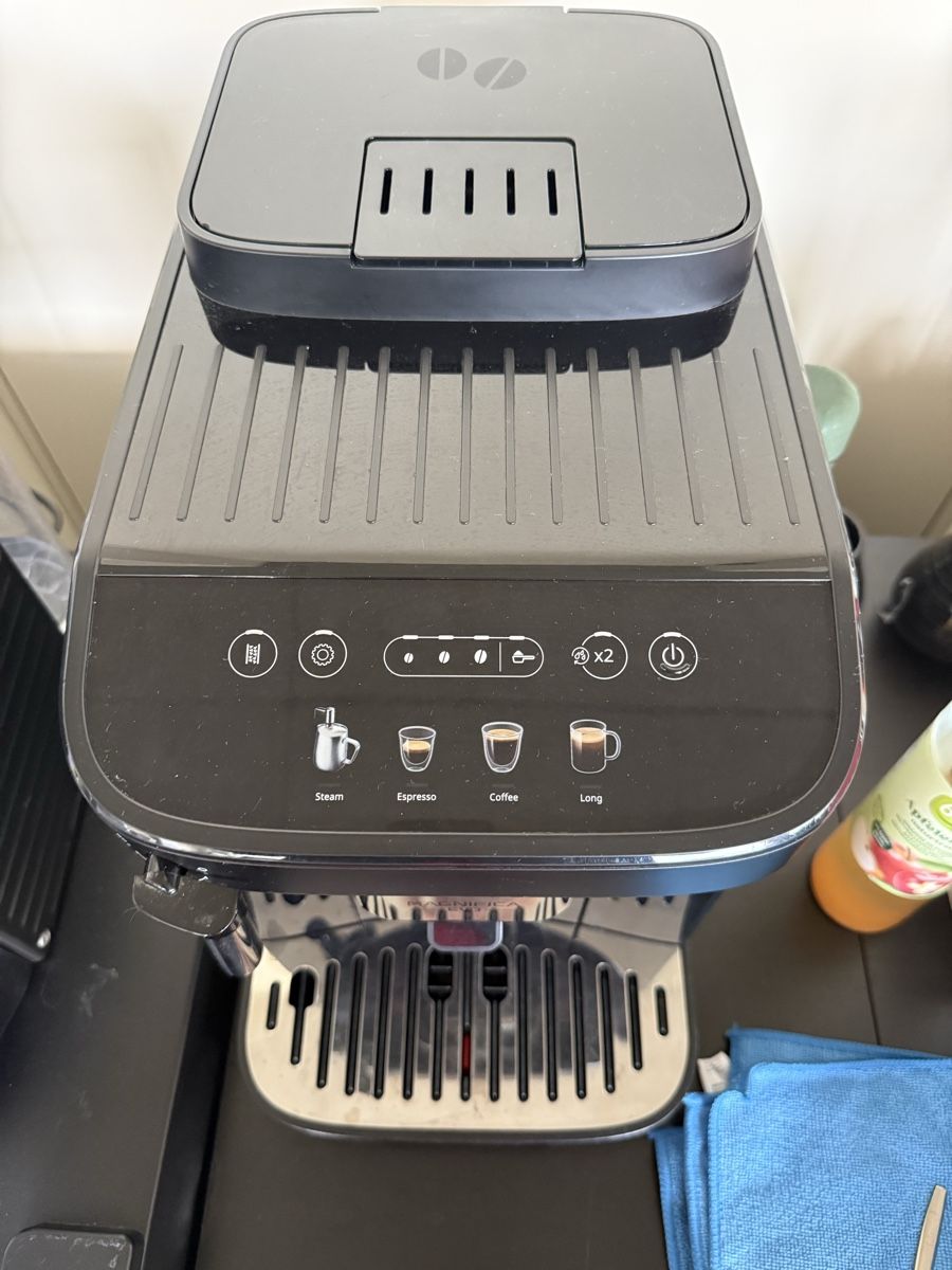 De'Longhi Macchine per caffè & Macchine per espresso: DeLonghi Magnifica EVO – Usato da Bottighofen venduto da inf_8b5p 2