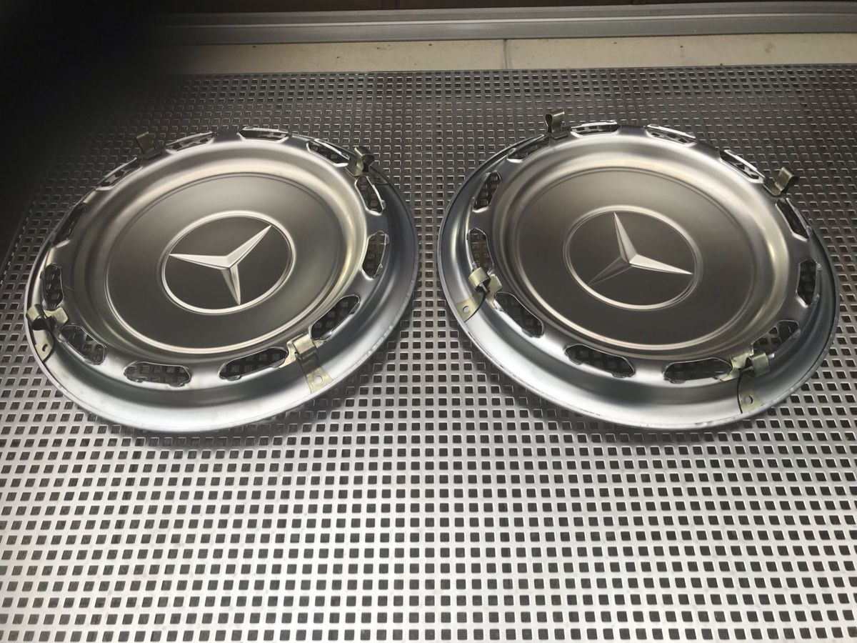 Mercedes-Benz Sonstiges Fahrzeugzubehör: Vintage Mercedes Oldtimer Radkappen – Gebraucht aus Untersiggenthal von  2