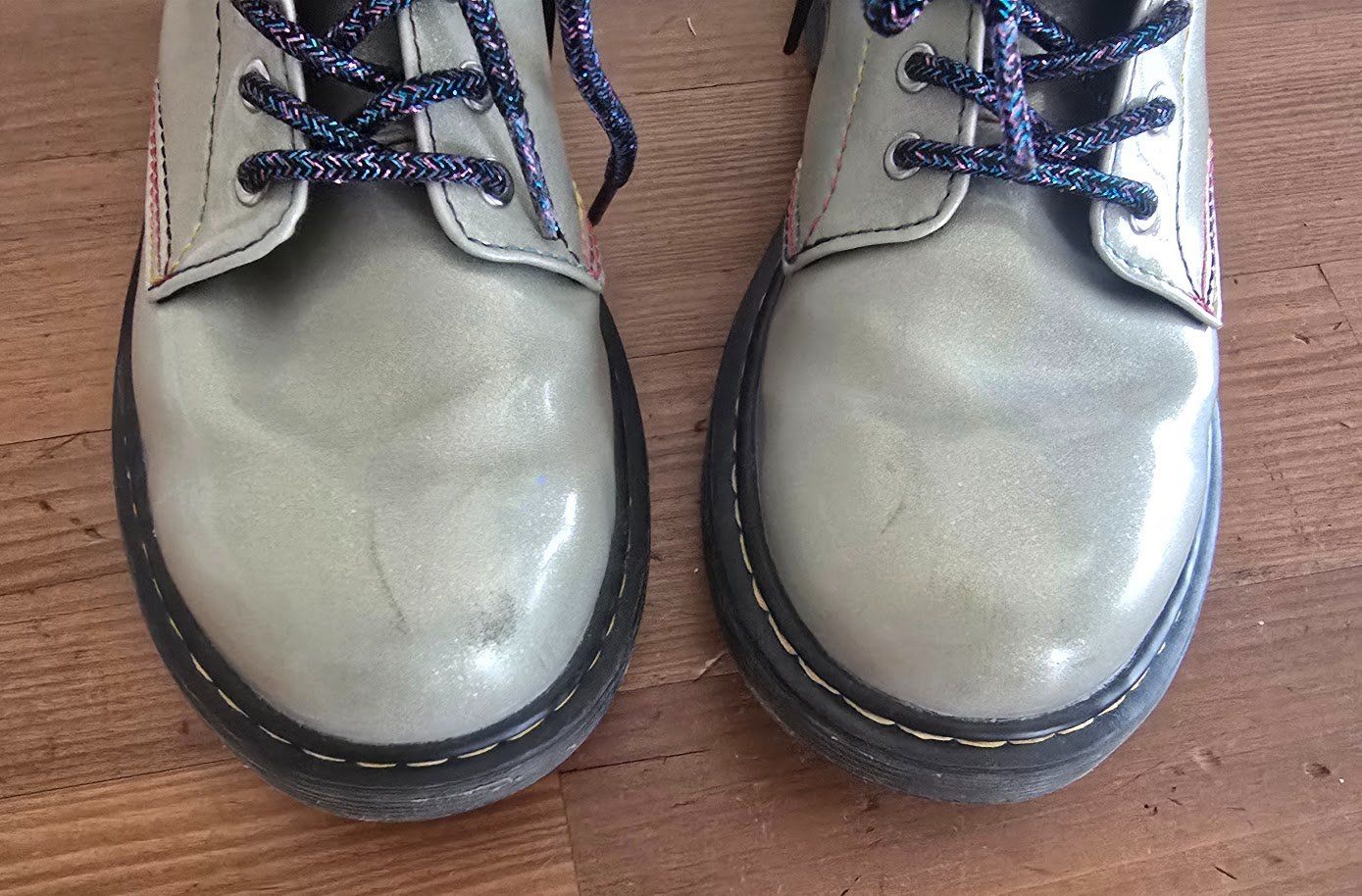 Dr. Martens Scarpe per ragazze: Dr. Martens Stiefel silber - Grösse 34 – Usato da Meggen venduto da Scollection 1