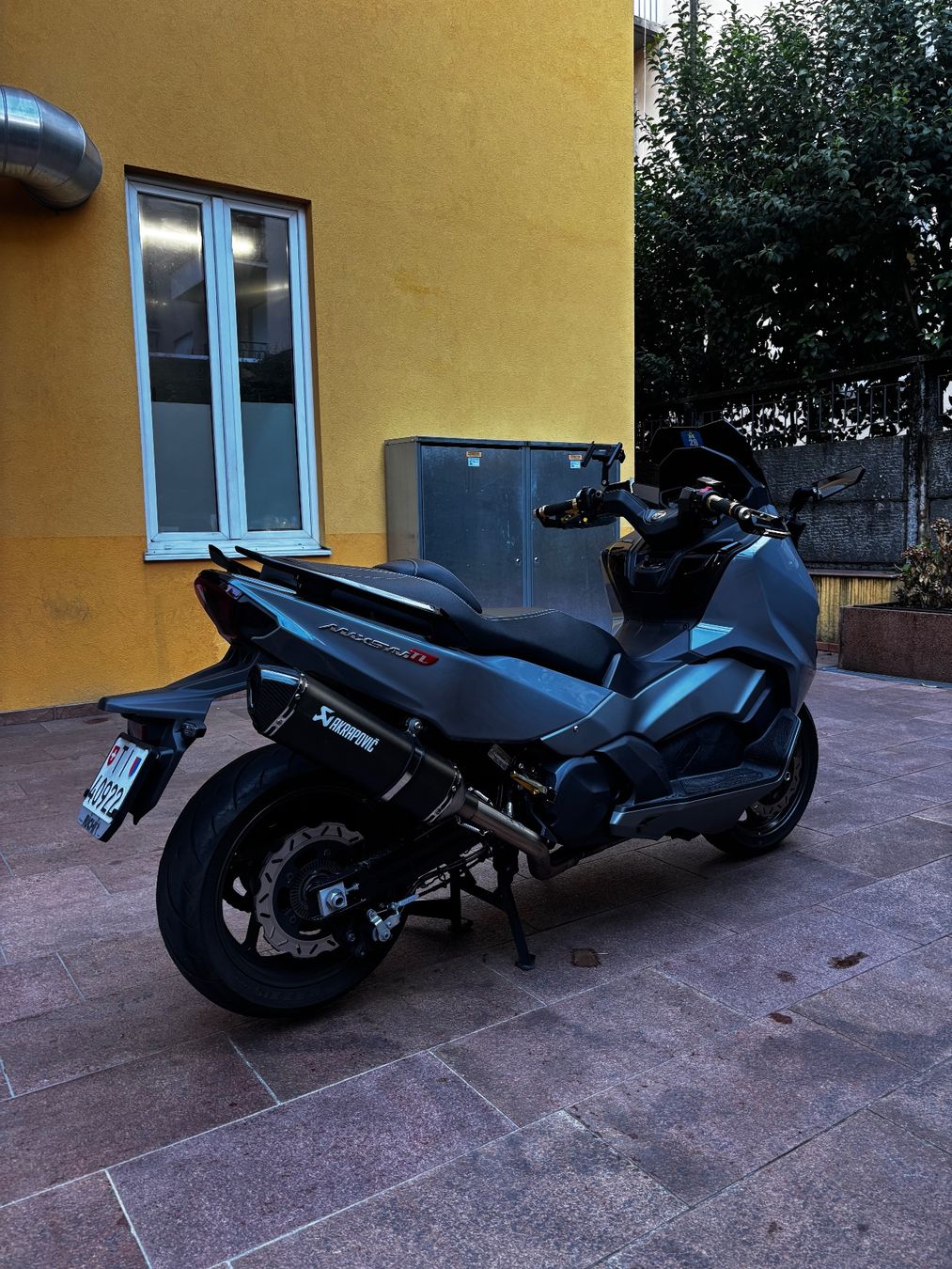 Sym Scooters: Sym maxsym tl508 – D'occasion à Pregassona par Eddy_Jan 4