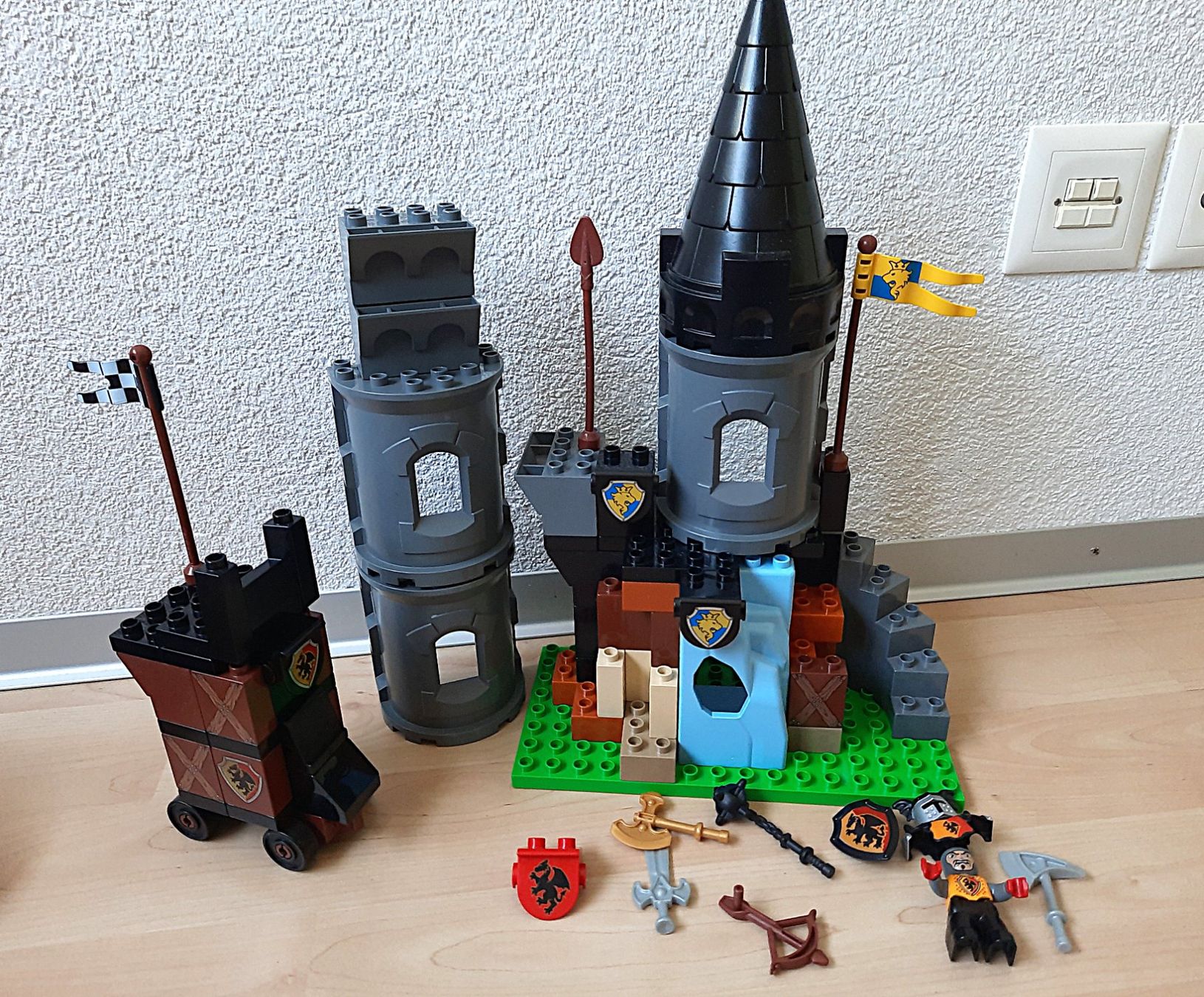 Lego Giocattoli: Lego Duplo Original Verteidigungsturm – Usato da Burgdorf venduto da annalisi 1