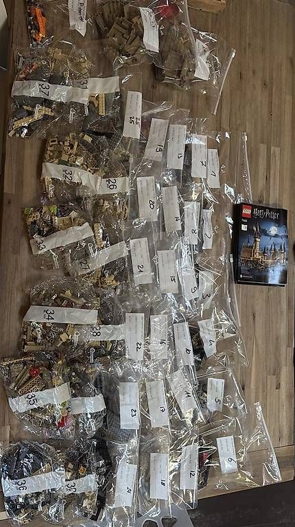 Kit di costruzioni: Lego château de Poudelard  – Usato da Morgins venduto da nol_bf9r 3