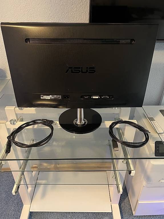 Monitor: Asus Monitor – Usato da Lenzburg venduto da Joey__ 1