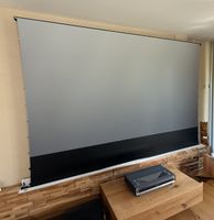 Hisense PX3-pro + Leinwand Celexon ust 120