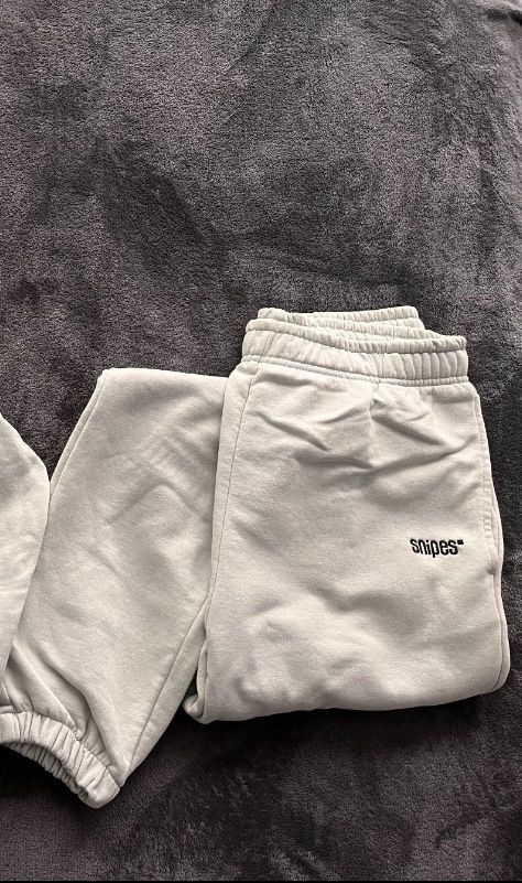Snipes Pantaloni: Pantalon de jogging Snipes, taille M, neuf ! – Nuovo (secondo la descrizione) da Meyrin venduto da Sandra6