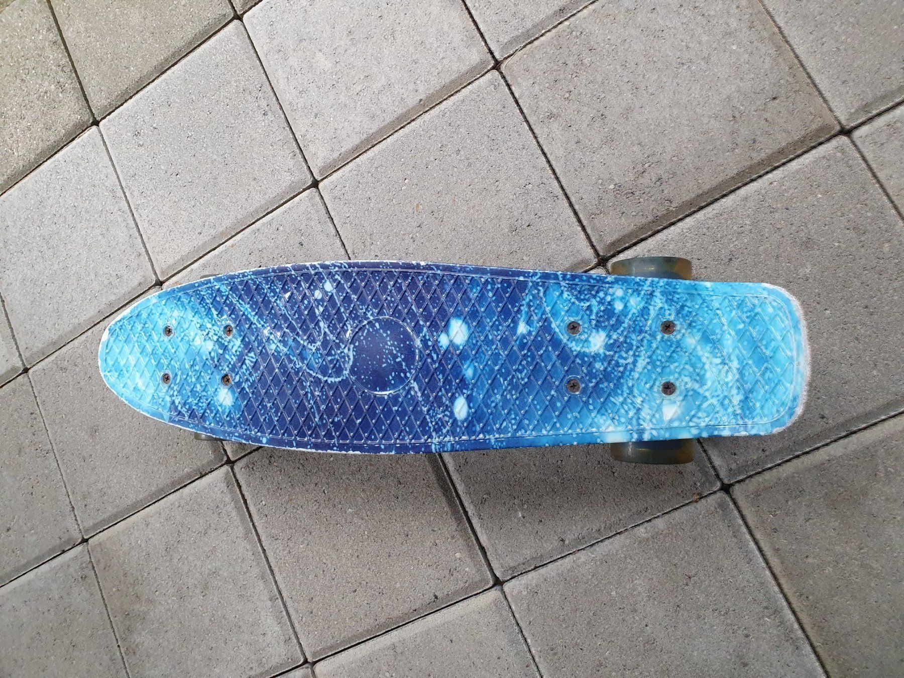 Skateboards: Skateboard King mit LED Rädern – Usato da Chur venduto da Mikymiki 3