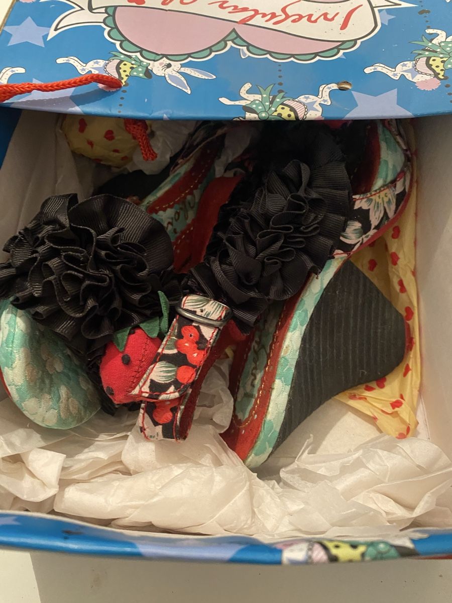 Scarpe da donna: Irregular Choice Rasberry Ripples Pumps Grösse 37 – Usato da Zürich venduto da tos_mht7 1