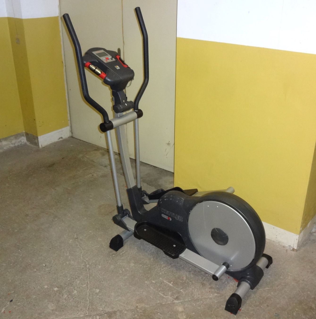 Kettler Hometrainer: Kettler ASTRA Stepper Crosstrainer – Usato da St. Gallen venduto da WWL