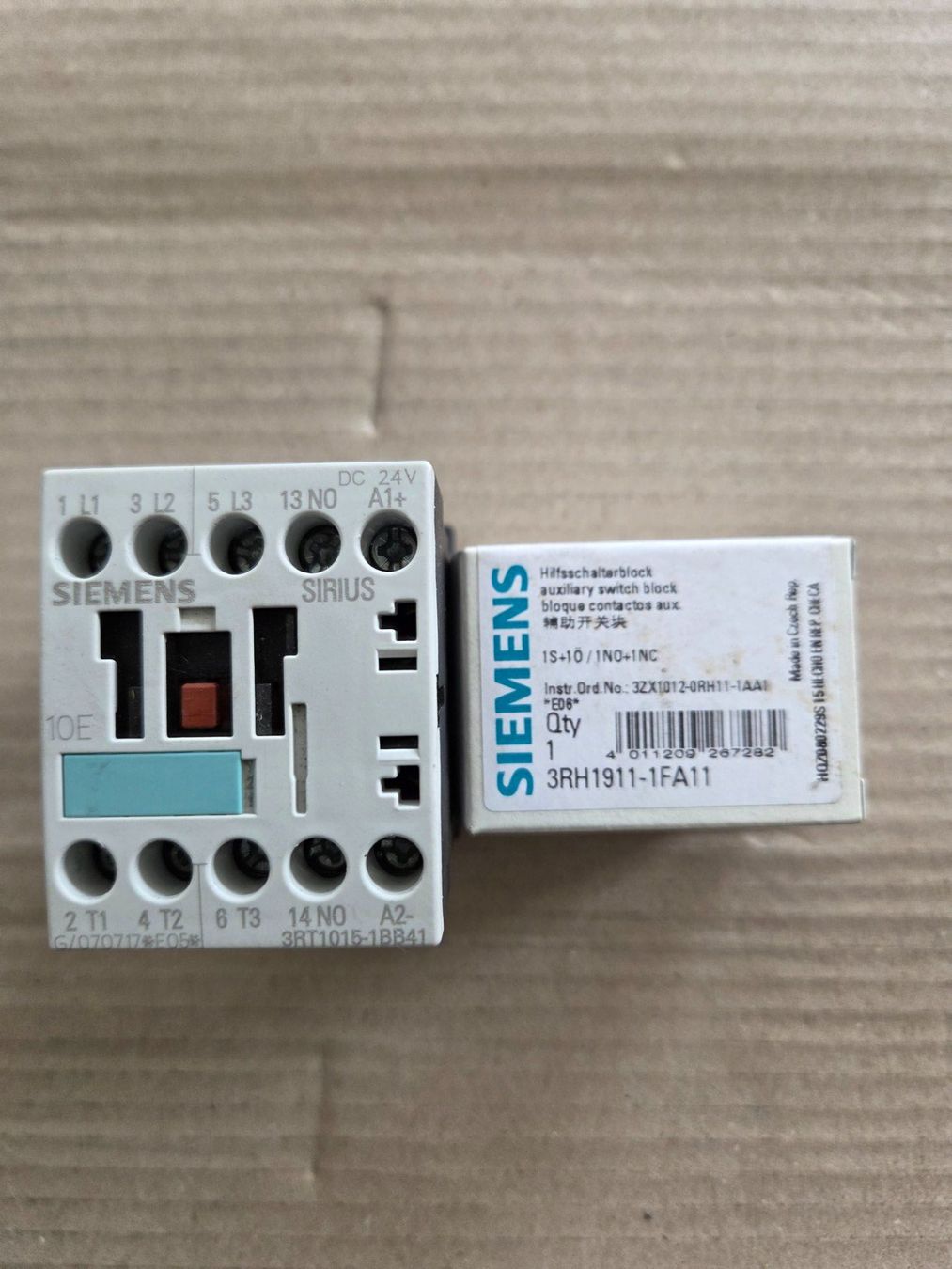 Siemens Interruttori: SIEMENS Schaltschütz – Usato da Engwilen venduto da dmr_wr8k