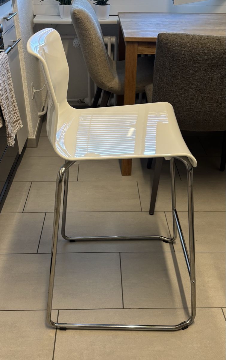 Ikea Stühle: Barstuhl Weiss – Gebraucht aus Winterthur von Gisella1965 1