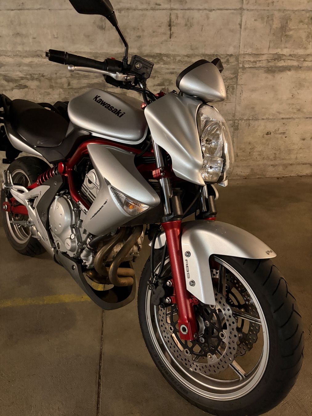 Kawasaki Strada: Kawasaki ER-6 n ABS – Usato da Zuchwil venduto da dor_m2xk 1