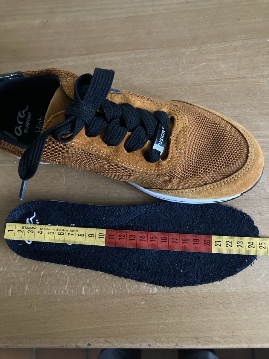 Scarpe da donna: Sneaker  Goretex, ara, Gr. 4,5/37,5 – Nuovo (secondo la descrizione) da Buchrain venduto da pau_mzg5 3