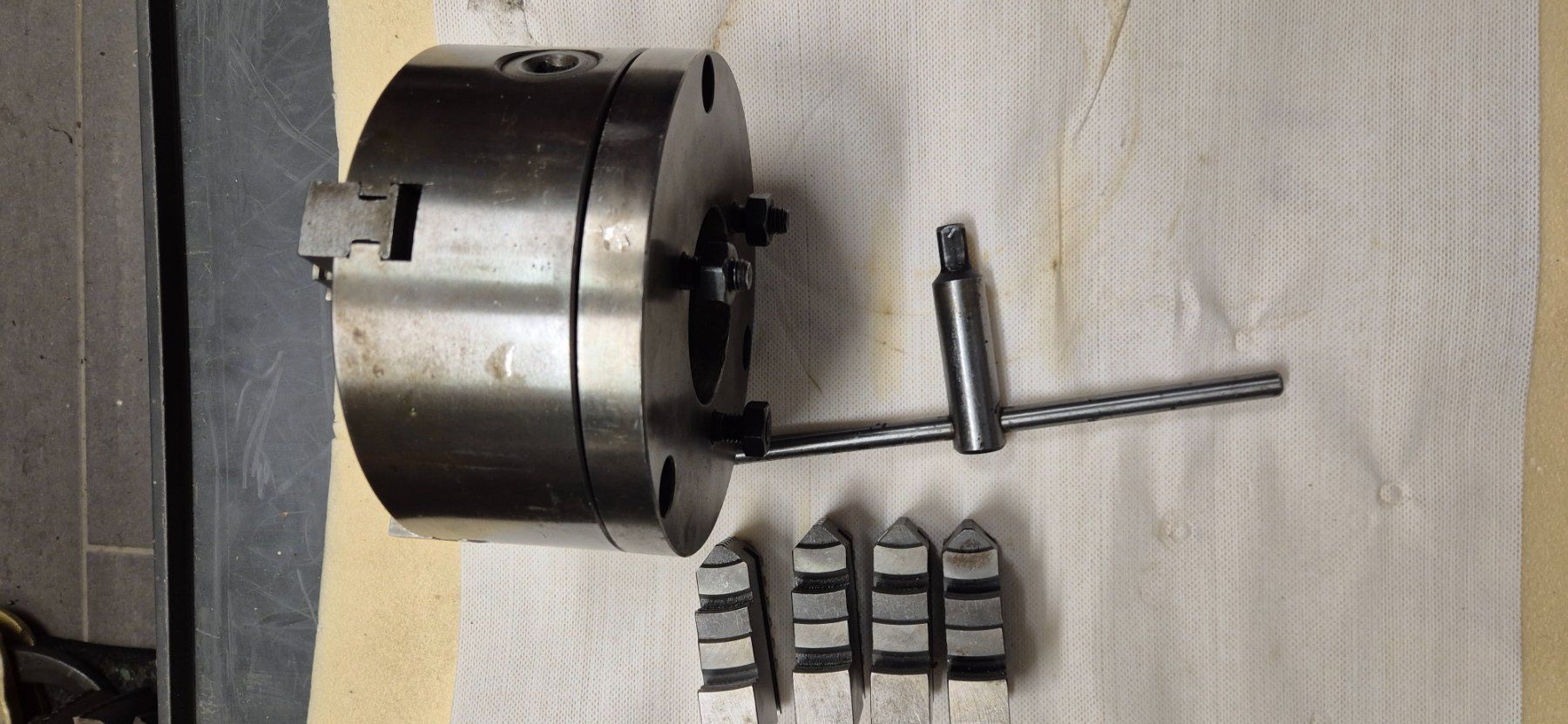 Tutti gli attrezzi: mandrin forkardt 4 mors / 160mm – Nuovo (secondo la descrizione) da Berlens venduto da ETE68