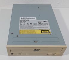 IDE CD-/DVD-ROM Laufwerk / Liteon LTD-163D / getestet