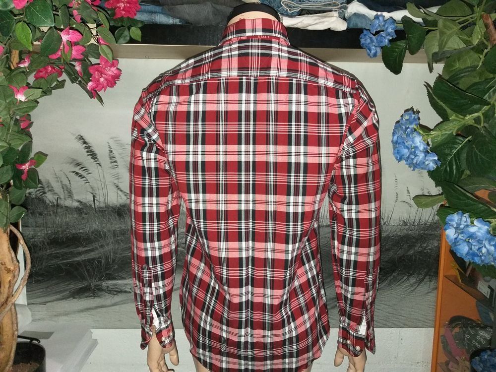 Tommy Hilfiger Camicie: Chemise / Hemd TOMMY HILFIGER  Taille / Grosse S .... – Usato da Cossonay-ville venduto da Super-Price-Quality 7