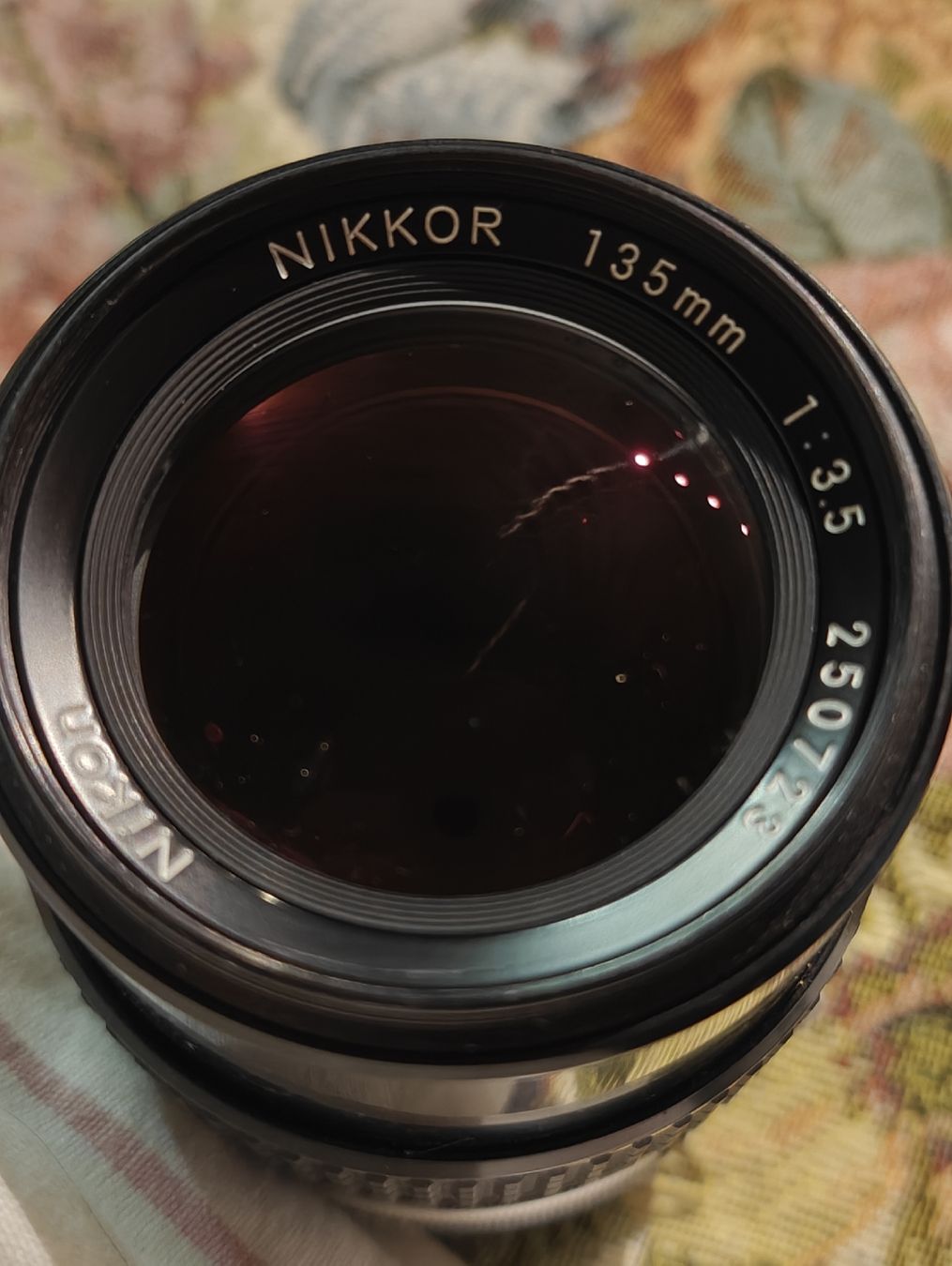 Nikkor Objektive: Nikon 135mm 3.5 Objektiv – Defekt aus Malans GR von mesmen 2