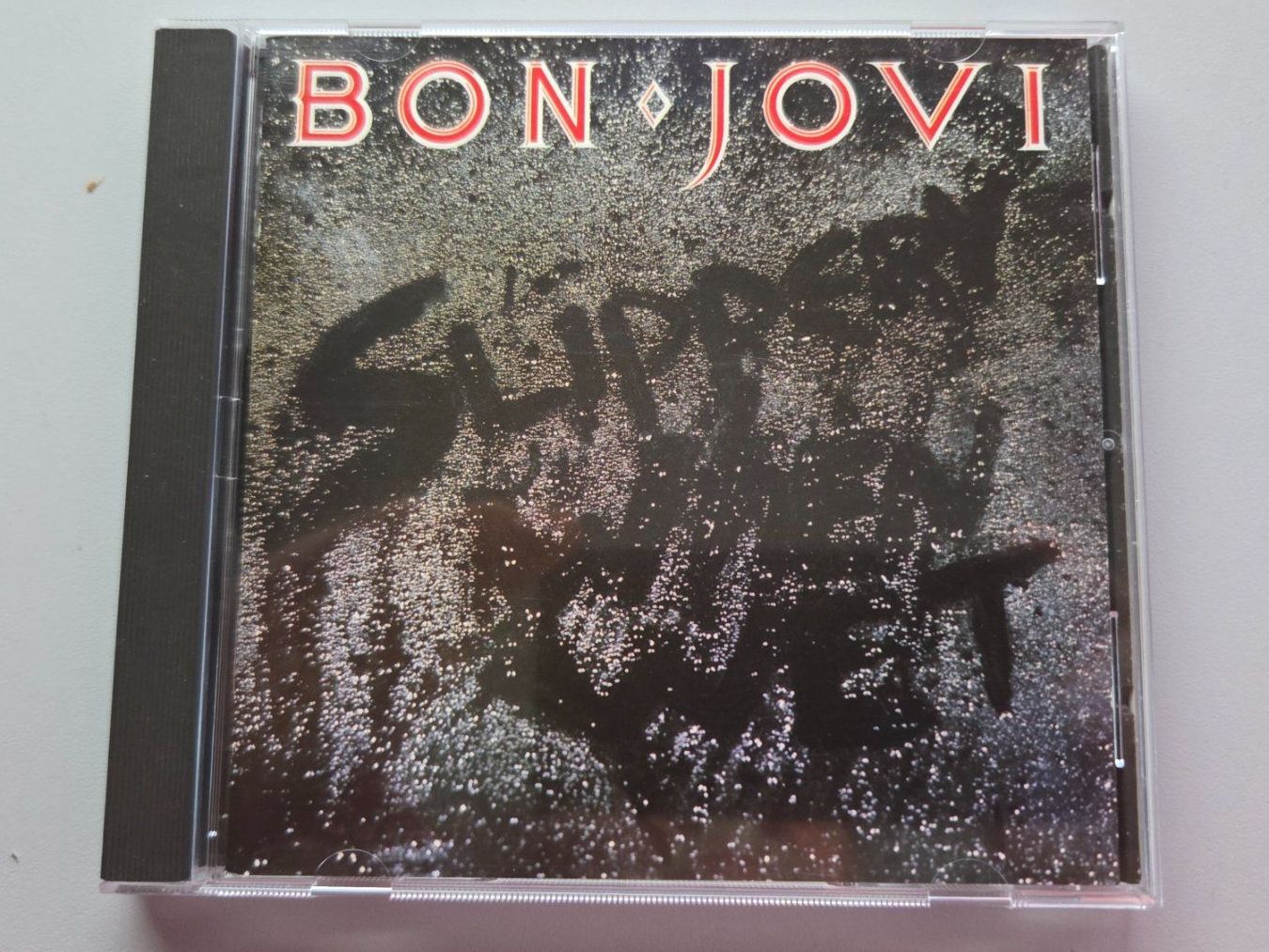 CD: CD BON JOVI - Slippery When Wet – Usato da Schaffhausen venduto da Kellerrassel