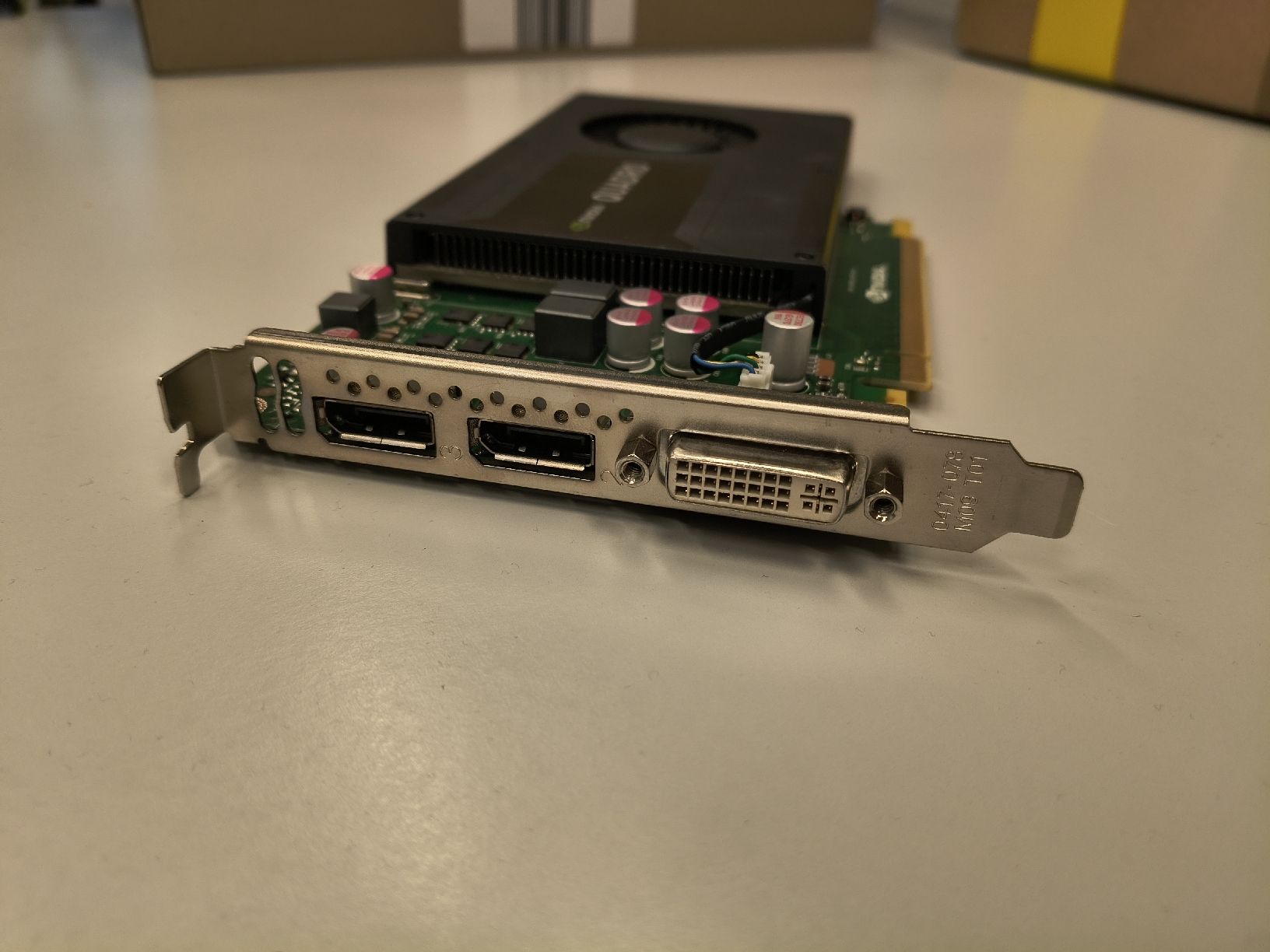 Nvidia Schede grafiche: NVIDIA Quadro Graphics Card Good Used Condition – Usato da Zürich venduto da TrainLine 4