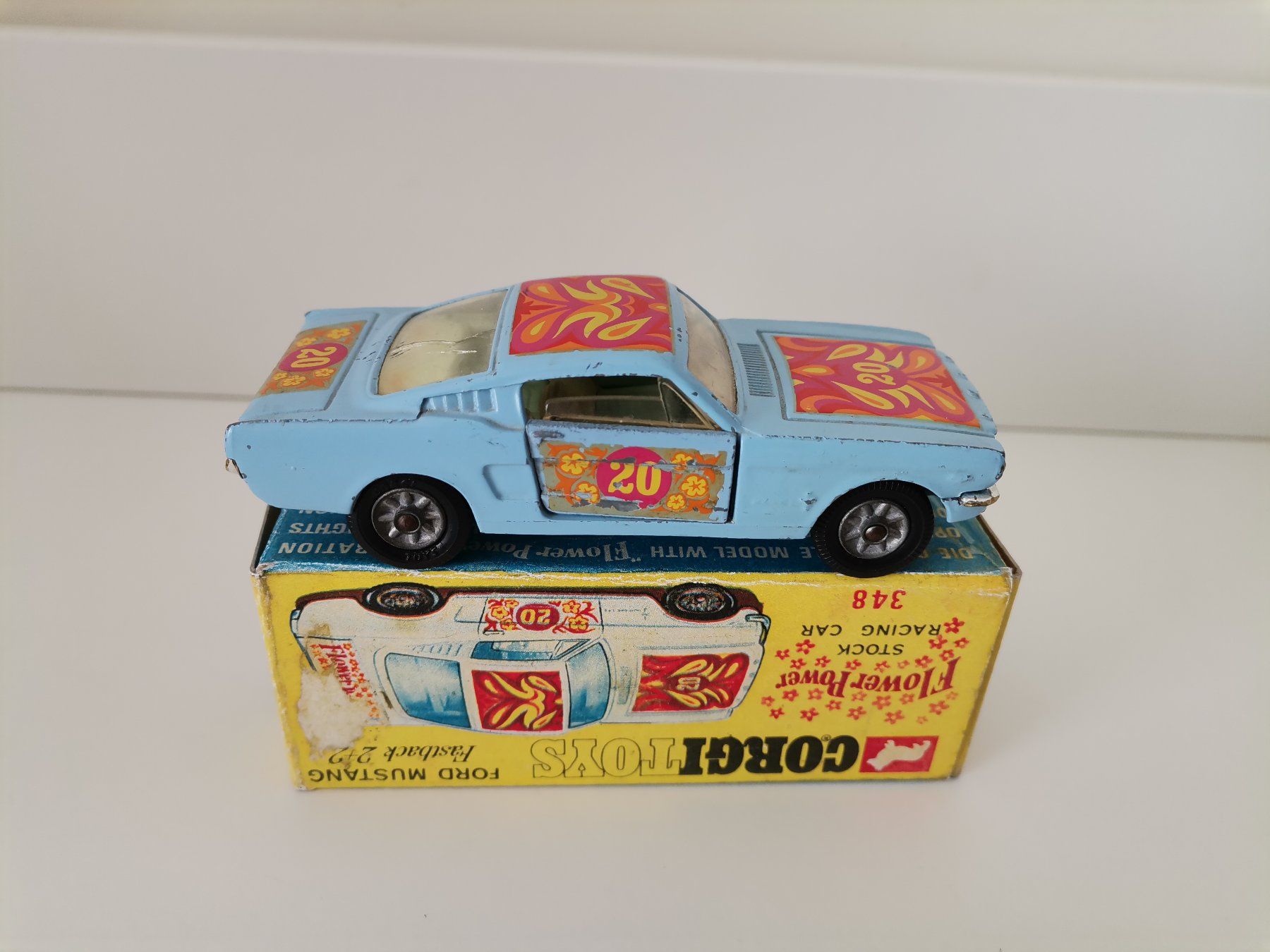 Corgi Toys Modellini d'auto: Corgi Ford Mustang Fastback Flower Power référence no 348 – Usato da Onex venduto da Neimad7 2