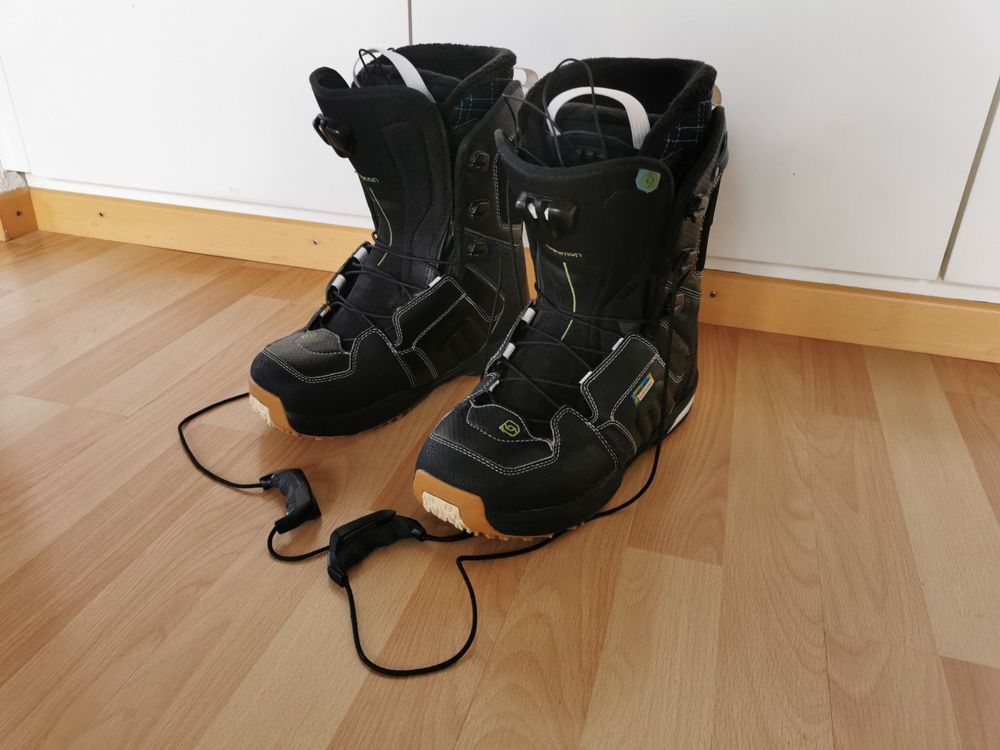 Salomon savage cheap snowboard boots