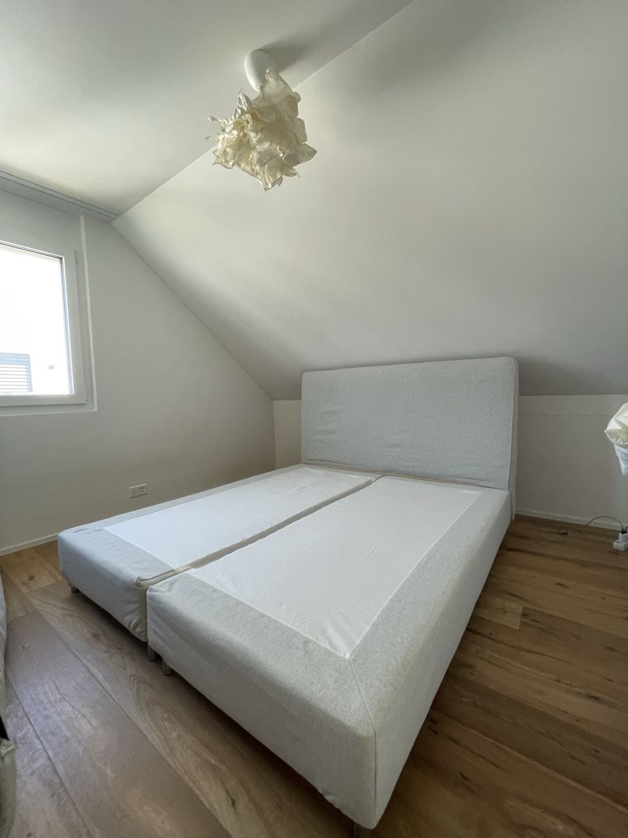 Ikea Betten: Bettgestell Boxspringbett 180x200 cm hellgrau  – Gebraucht aus Birrhard von Pherr