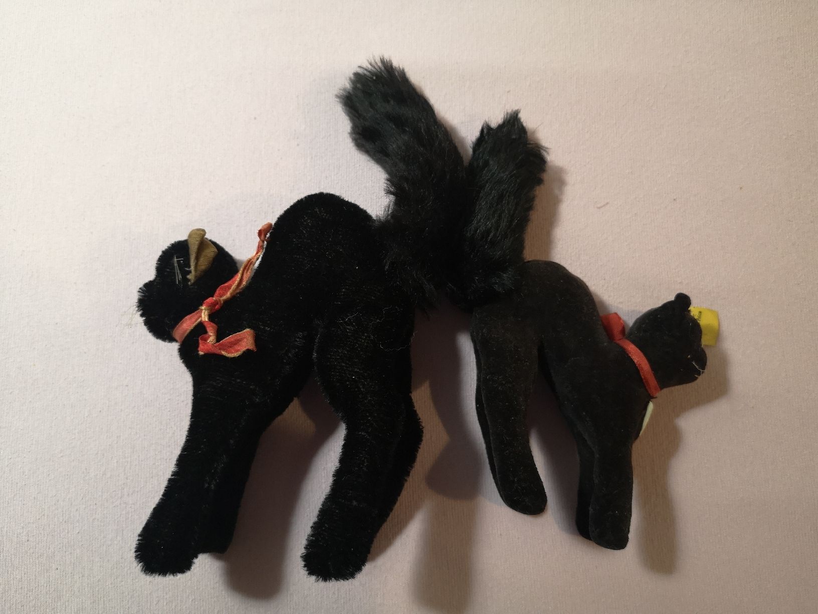 Steiff Giocattoli: 2 X STEIFF KATZE – Usato da MUEHLEBERG venduto da Cocolinette 2
