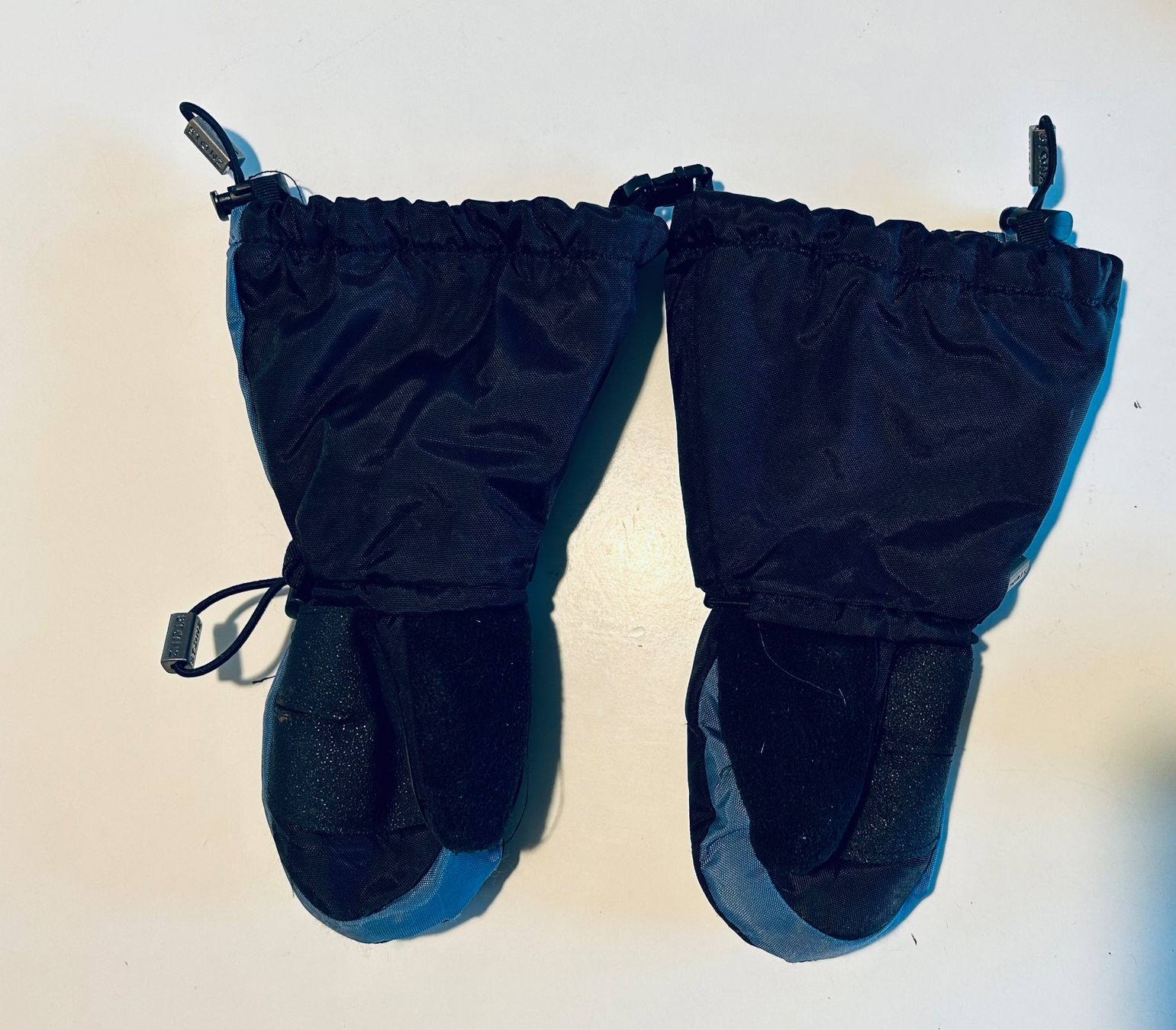 Stonz Guanti: Winterhandschuhe, Stonz – Usato da Riedholz venduto da Abendsonne 1