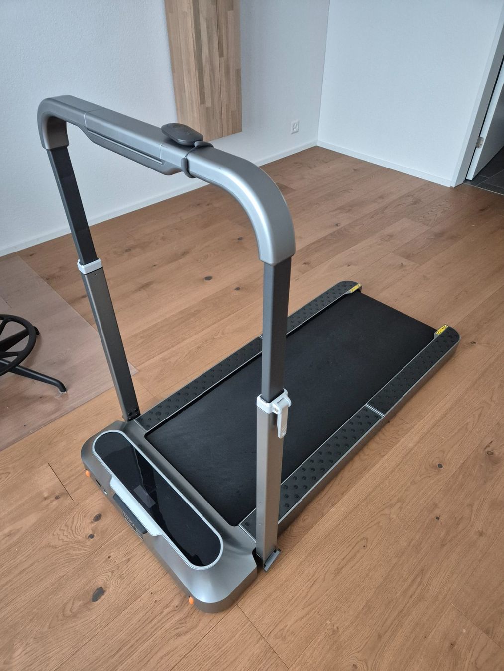 Kingsmith Hometrainer: kingsmith walkingpad r2 – Gebraucht aus Oberrohrdorf von