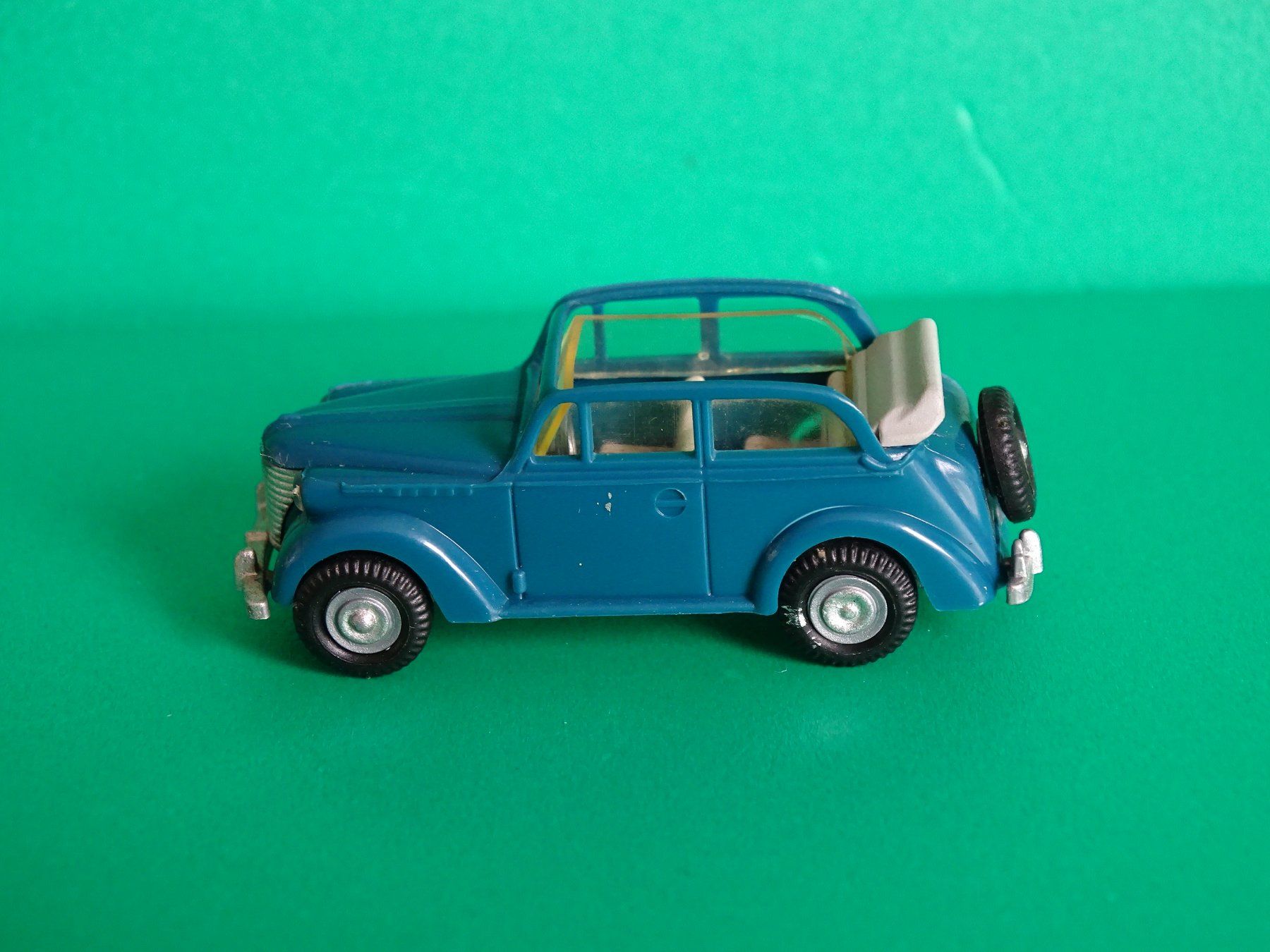 Praliné Modellautos: Opel Olympia von Praliné 1/87 – Gebraucht aus Bretzwil von Meex 2
