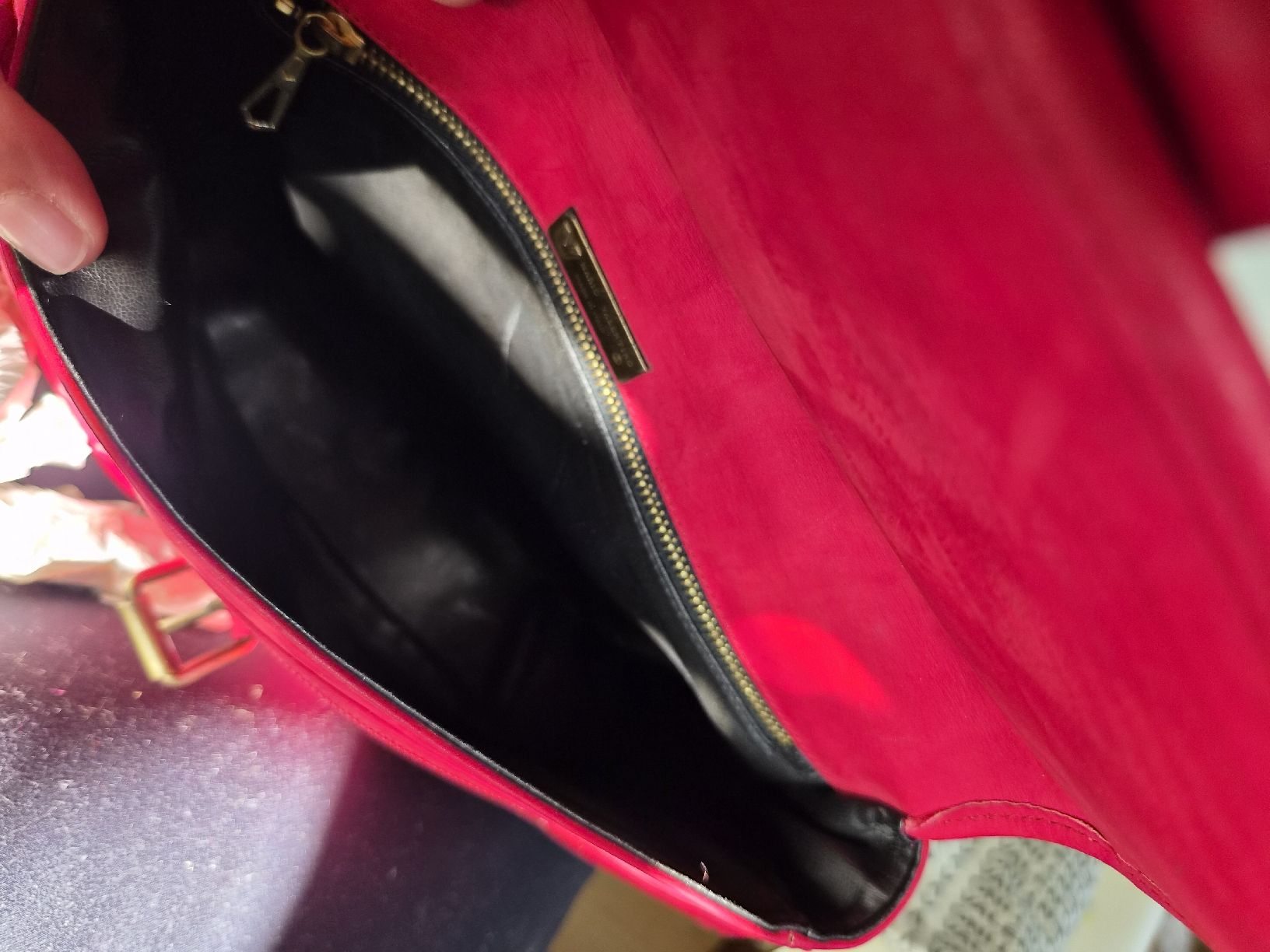 Valentino Taschen für Damen: Mario Valentino Umhängetasche – Gebraucht aus Chur von nin_rn2r 2