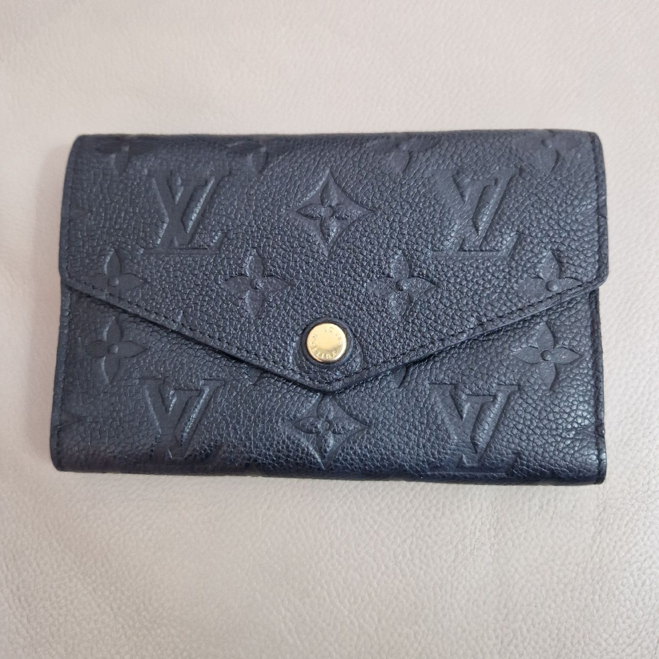 Louis Vuitton Portamonete: Louis Vuitton Portemonnaie – Nuovo (secondo la descrizione) da Bern venduto da Slada1 3